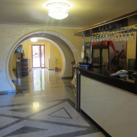 Primer Hotel Erivan Dış mekan fotoğraf