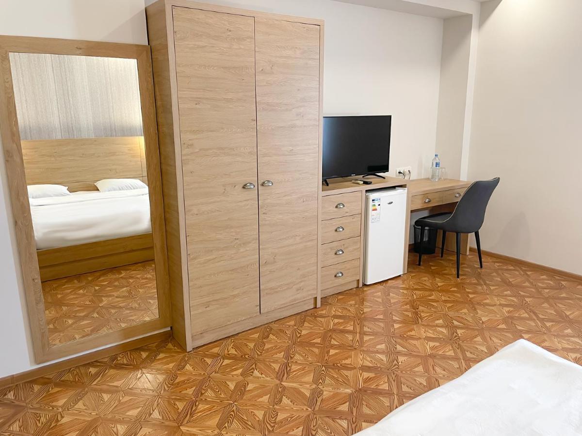 Primer Hotel Erivan Dış mekan fotoğraf