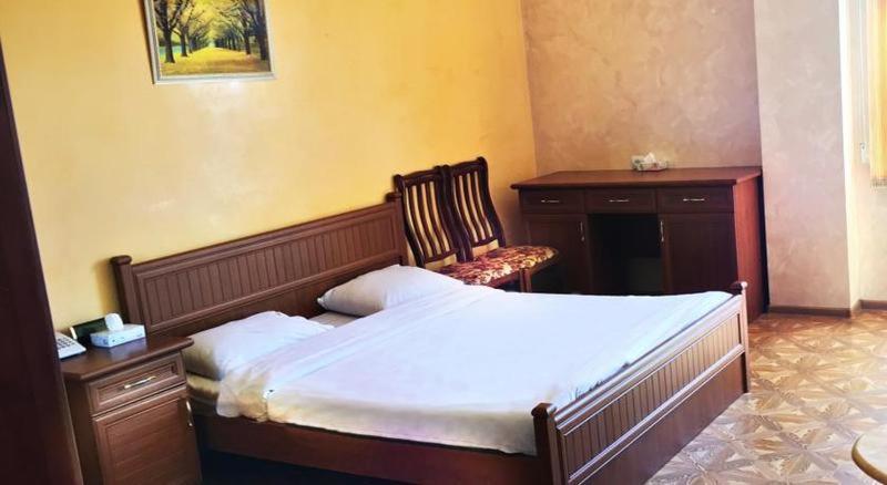 Primer Hotel Erivan Oda fotoğraf